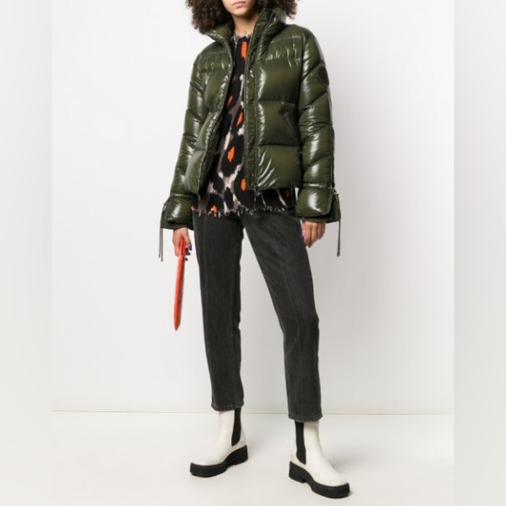 100% Authentic Moncler Madame down jacket - Size 3 - Like New condition